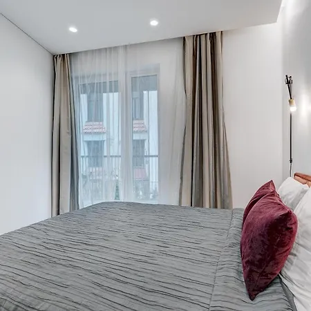 Happy G, Self Check-in, Terrace, Underground Parking Apartment