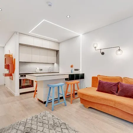 Happy G, Self Check-in, Terrace, Underground Parking Apartment *