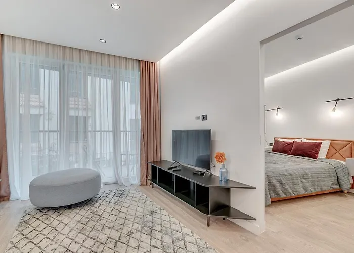 Happy G, Self Check-in, Terrace, Underground Parking *