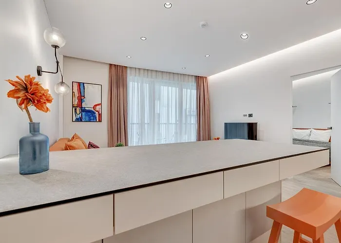 Happy G, Self Check-in, Terrace, Underground Parking *