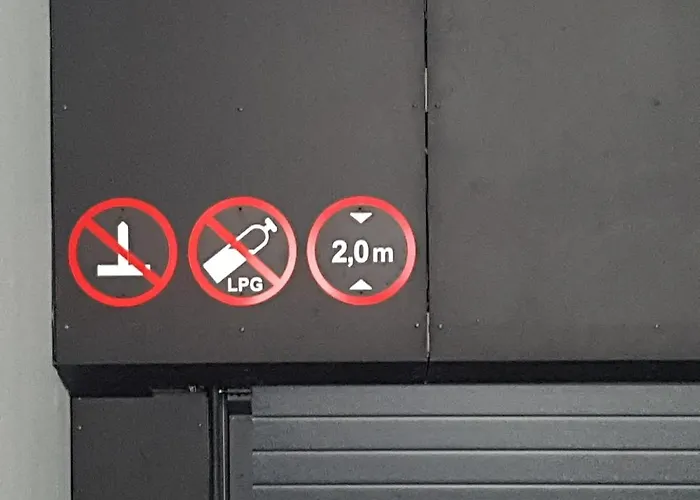 Lägenhet Happy G, Self Check-in, Terrace, Underground Parking *