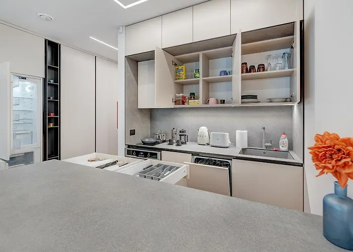 Happy G, Self Check-in, Terrace, Underground Parking Вільнюс